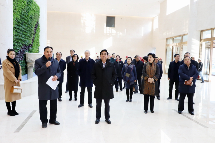 王建祥带队调研青岛滨海学院附属医院